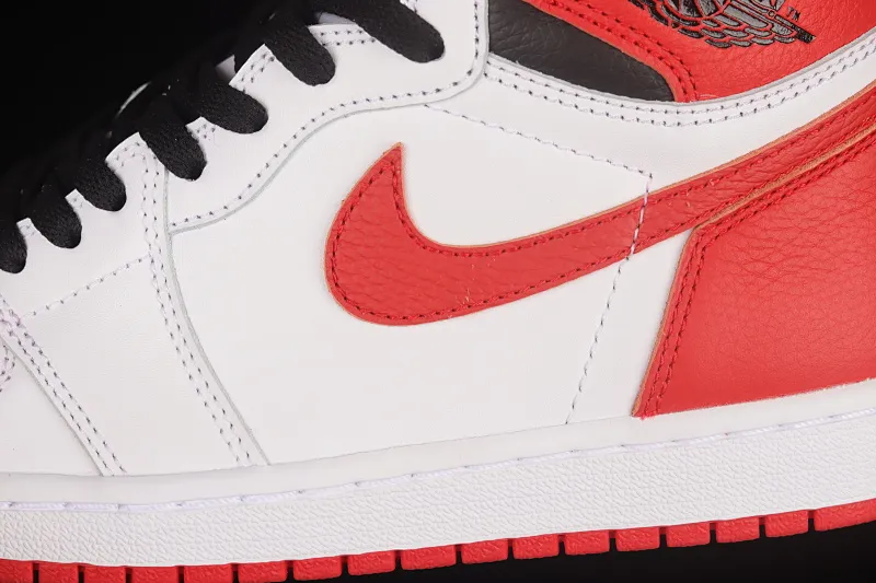 All categories Air Jordan Jordan series basketball shoes Air Jordan 1 High pure original version Air Jordan 1 High OG AJ1 Joe 1 white and red retro high-top cultural basketball shoes 555088-161